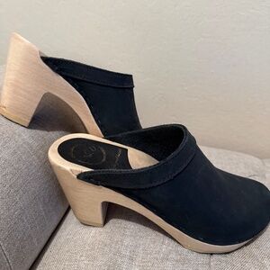 No. 6 Old School High heel clog